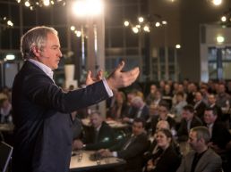 guido thys spreker klantwaarde verandering humor