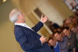 guido thys spreker klantwaarde verandering humor