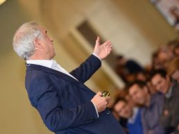 guido thys spreker klantwaarde verandering humor