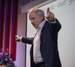 guido thys spreker klantwaarde verandering humor