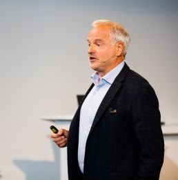 guido thys spreker klantwaarde verandering humor
